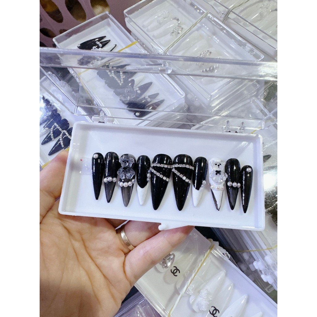 Móng thiết kế - nail box  hàng cao cấp sang trọng