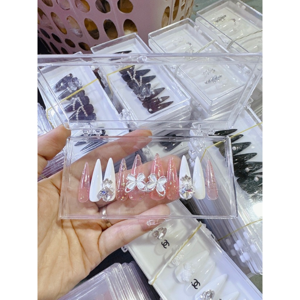 Móng thiết kế - nail box  hàng cao cấp sang trọng