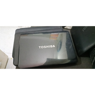 Thay vỏ laptop toshiba satellite c800 c840 c800d