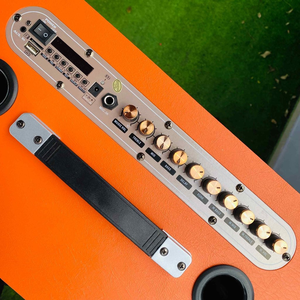 Loa Di Động Xách Tay MTPRO 226 – Công Suất Lớn 150W Bass Đôi 16cm, 10 Nút Chỉnh Âm Cao Cấp, Đi Kèm Micro, Bảo Hành 1 Năm