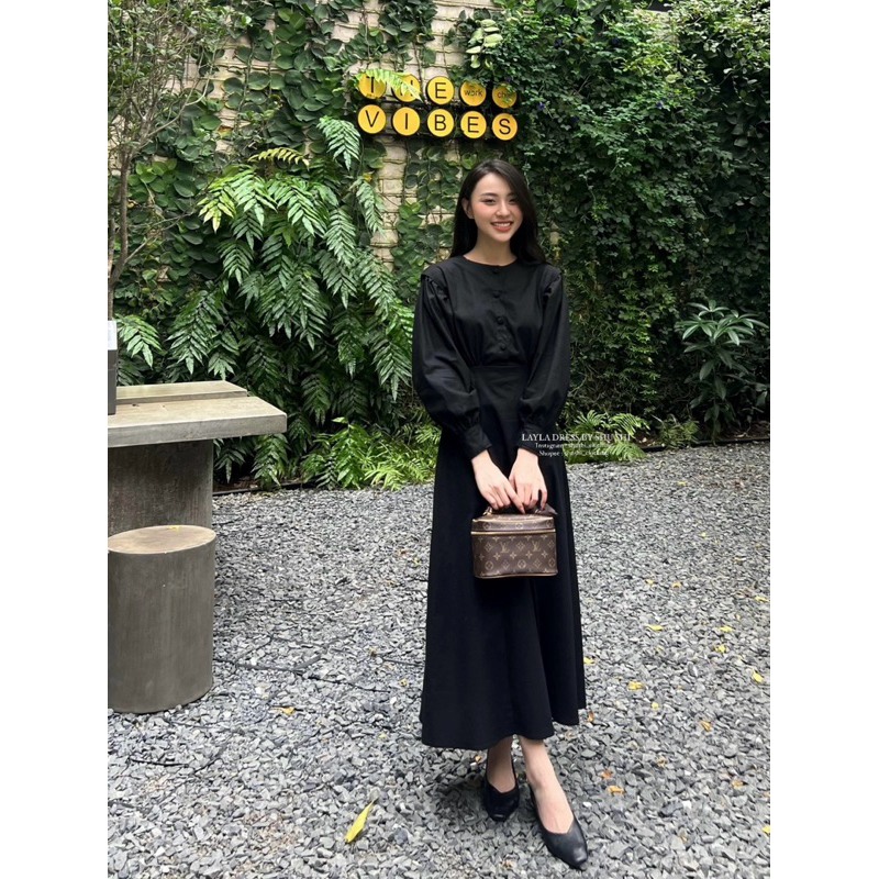 𝐋𝐚𝐲𝐥𝐚 𝐃𝐫𝐞𝐬𝐬 - Đầm Ly Tay Cúc Bọc Dáng Dài