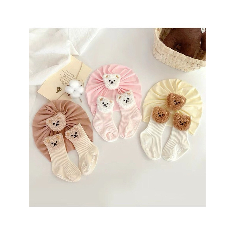 Sét TUBAN kèm tất gân cổ cao dày ấm cho bé yêu