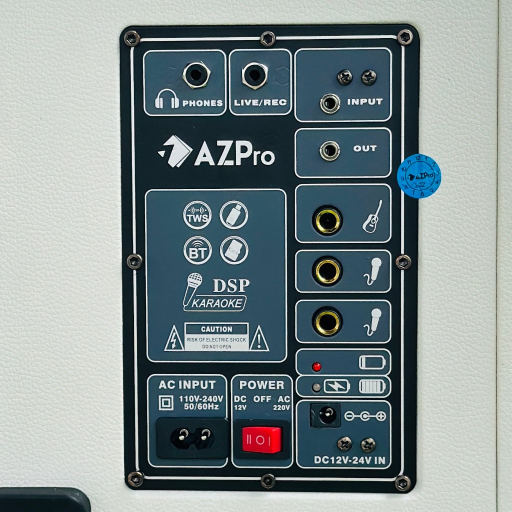 Loa Kéo Chất Lượng Cao AZPRO AZ- 318 Loa Kéo Chất Lượng Cao AZPRO AZ- 318 kèm 2 Micro không dây kim loạ