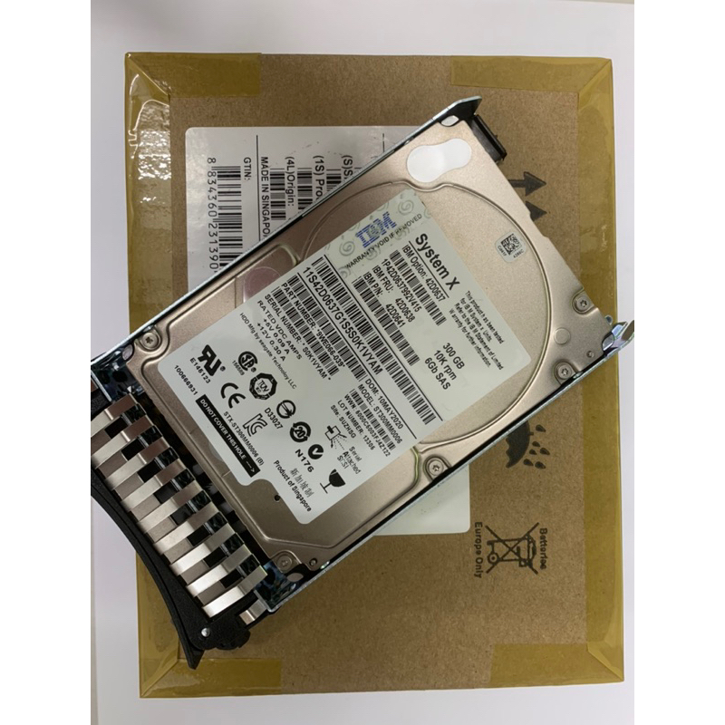 Ổ cứng dùng cho máy chủ Server HDD IBM 300GB 10K SAS 6G 2.5 (42D0637)