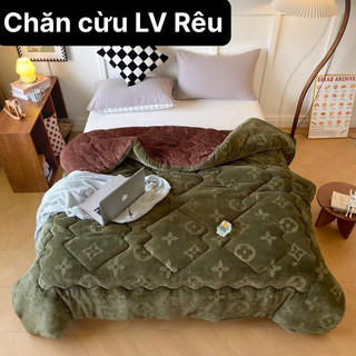 Chăn lông cừu dập nổi LV