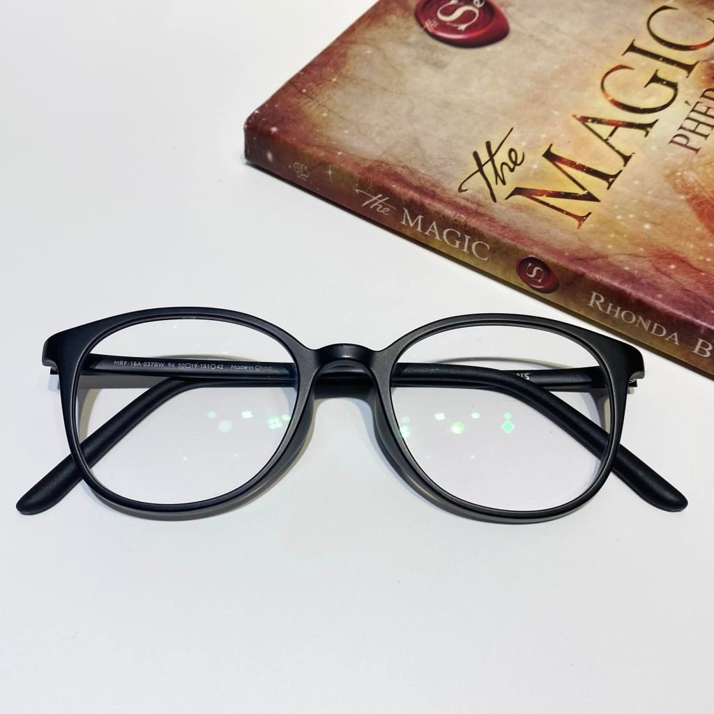 Gọng kính 𝐉𝐈𝐍𝐒  𝐋𝐈𝐆𝐇𝐓 𝐖𝐄𝐈𝐆𝐇𝐓 __ 𝑫𝒆𝒔𝒊𝒈𝒏𝒆𝒅 𝒊𝒏 𝑻𝒐𝒌𝒚𝒐 __