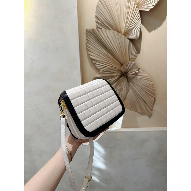 Túi đeo chéo ysl phối viền đen trắng sang chảnh 22cm