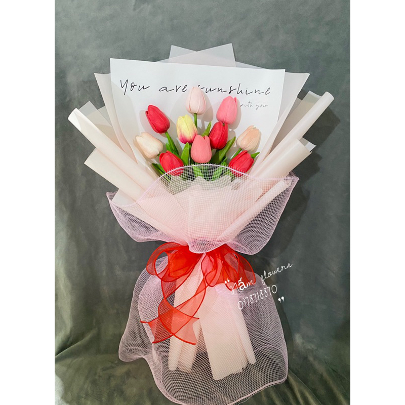 Bó hoa tulip 10 bông xinh xắn ( shop tự chụp )