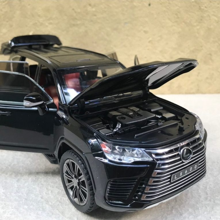 Mô hình tĩnh đồ chơi siêu xe ô tô Lexus Lx600 tỷ lệ 1:24 bằng hợp kim cao cấp có đèn led, còi giá thành rẻ nhất Việt Nam