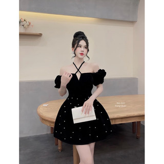 ĐẦM ĐEN VIỀN REN XOÈ TẦNG (chocker hoa cổ)