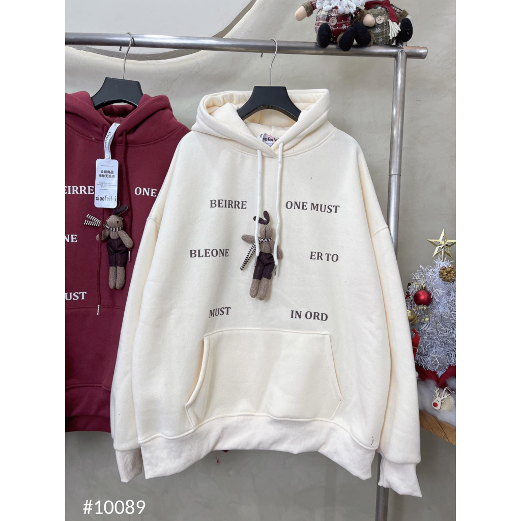 Áo hoddies gắn gấu