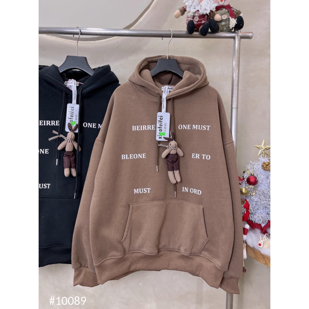 Áo hoddies gắn gấu