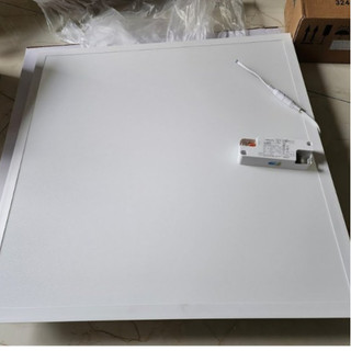 Đèn LED panel Philips 600x600mm LV1