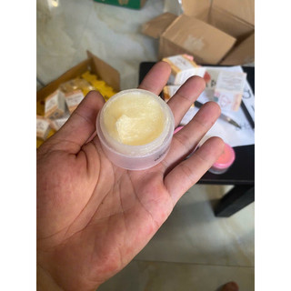 Collagen Plus Vit E tem đỏ chất kem đêm màu vàng