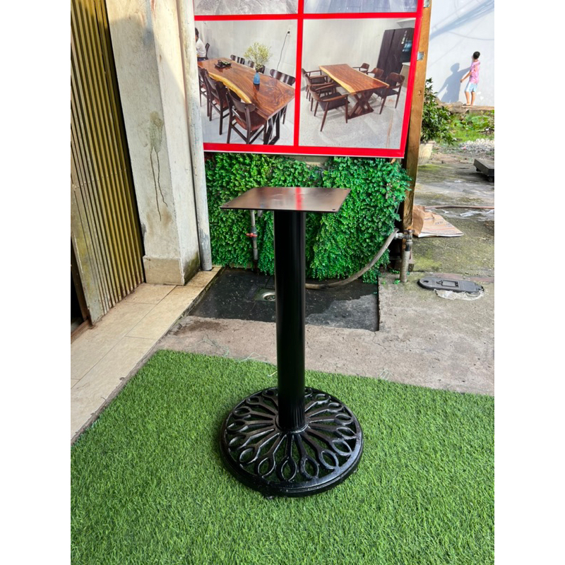 Chân bàn gang cafe thanh lý