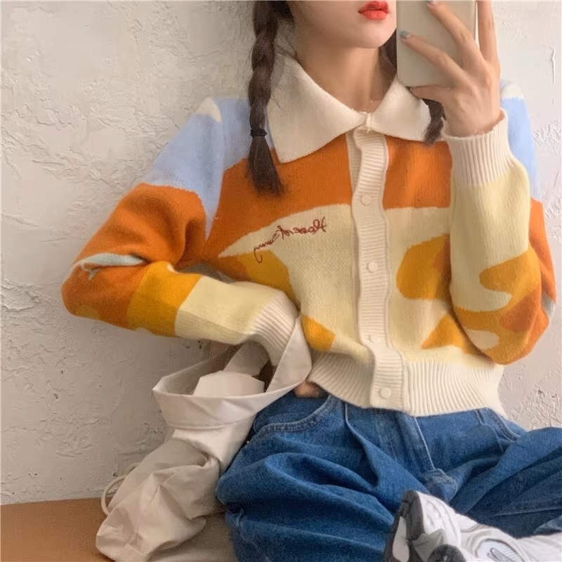 Áo len ngắn loang màu