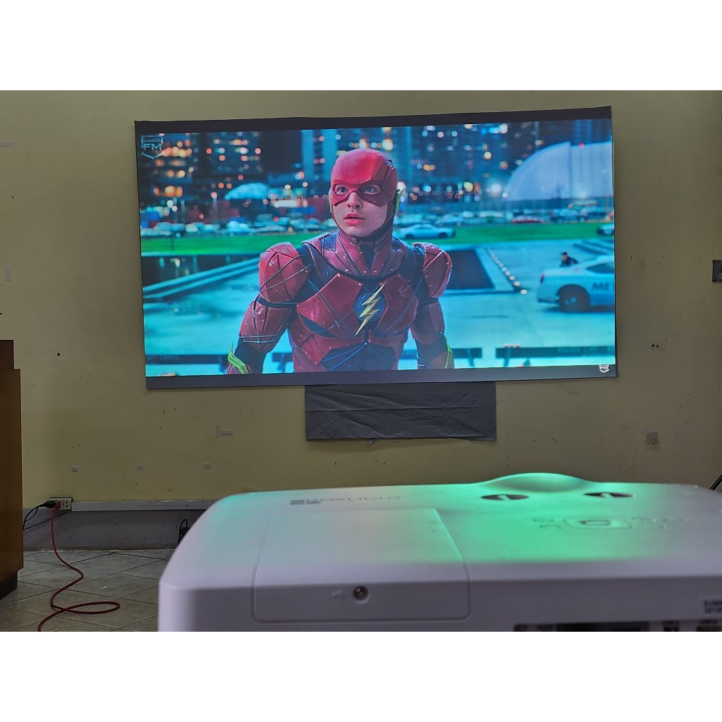Vải màn chiếu phản quang tăng độ sáng - dán tường dễ sử dụng 60 inch
