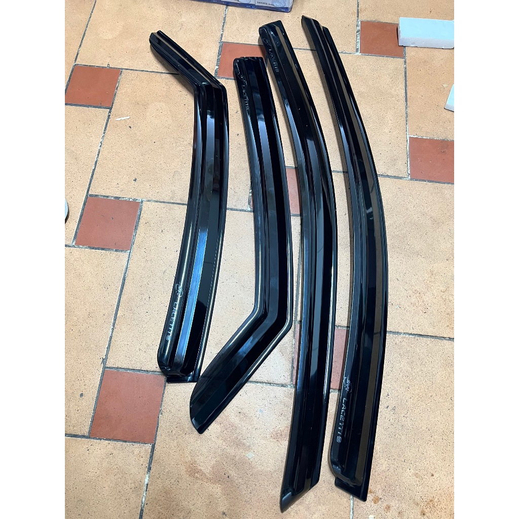 Vè che mưa Daewoo Lacetti liên doanh - Nhập khẩu Hàn Quốc