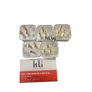 phích cắm 3 chấu schneider E16P