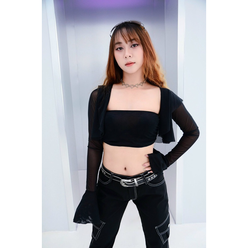 Set áo khoác ngoài có mũ + áo tube lưới đen Pretty