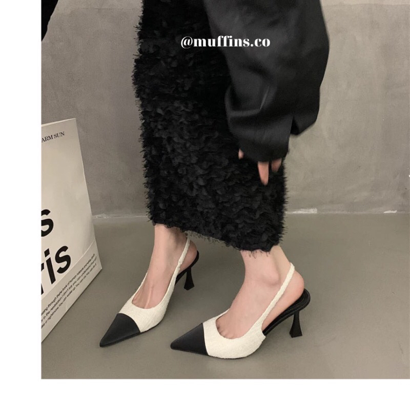 Giày cao gót vải tweed mũi nhọn phối màu hở gót đơn giản hot trend Douyin