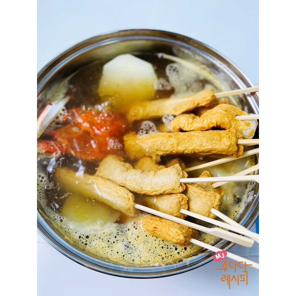 Chả cá que xiên sẵn Hàn Quốc King Omuk 245g, 300g