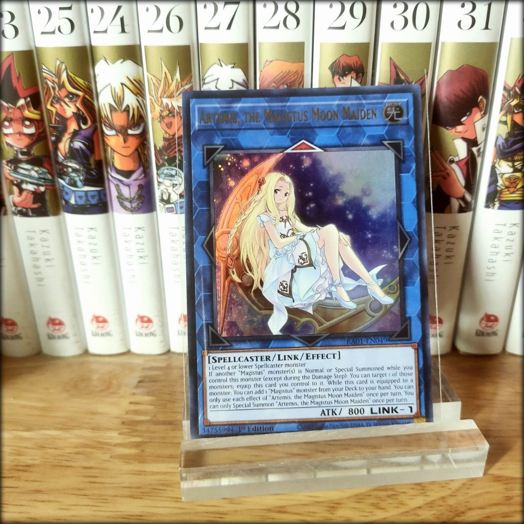 Thẻ bài Yugioh Chính Hãng Artemis, the Magistus Moon Maiden