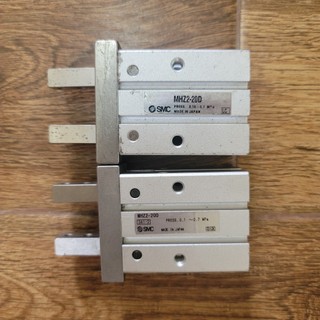 Xilanh kẹp smc mhz2 mhzl2 hành trình 16c 16d 20d