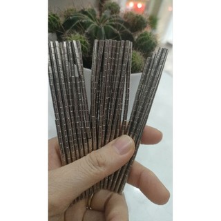 30 viên nam châm 3x4mm nhỏ mạnh đính bảng