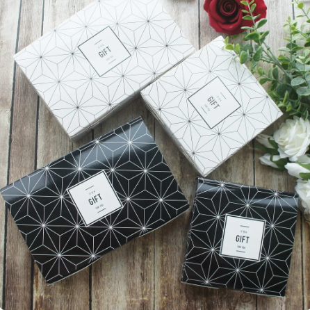 Hộp đựng bánh cupcake hoa văn HT23 hộp quà dễ thương