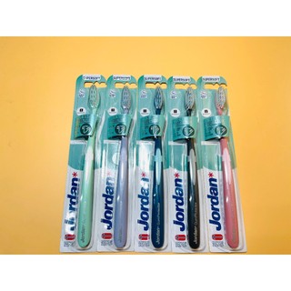 Bộ 2 Bàn Chải Đánh Răng Jordan Click Gum Protector