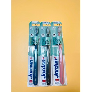 Bộ 2 Bàn Chải Đánh Răng Jordan Click Gum Protector