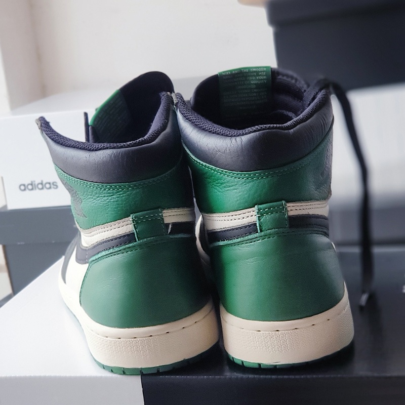 Giày Air Jordan 1 Retro High Pine Green, size 42.5, real 2hand