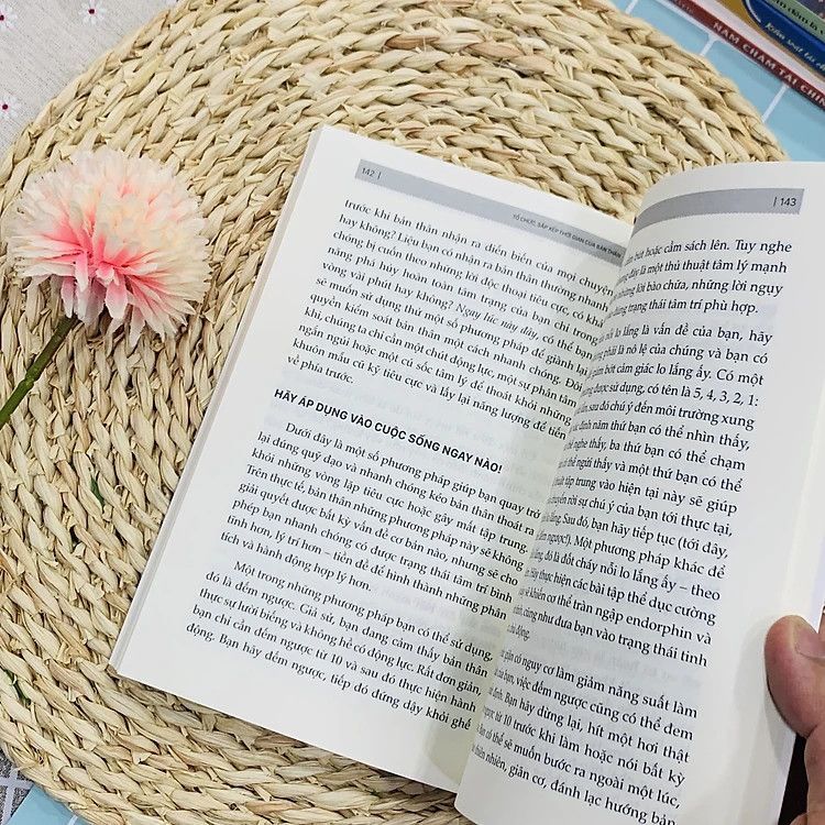 Bộ Sách Hành Trình Vạn Dặm, Người Thành Công Làm Gì Vào Buổi Tối, 41 Thói Quen Kỷ Luật, 30 Ngày Tập Trung - Bizbooks