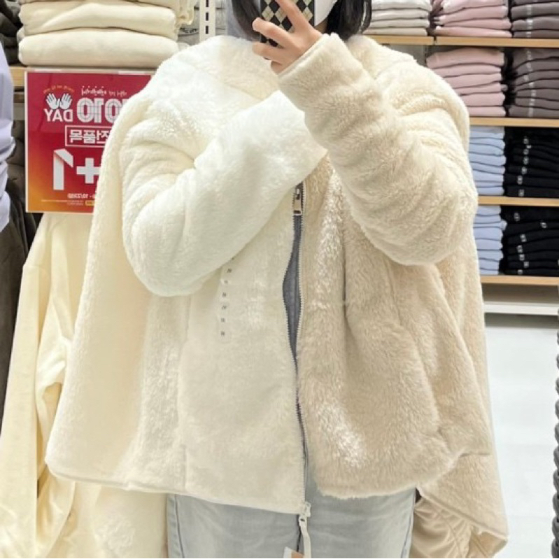 áo lông cừu hàng Authentic nhập từ Hàn (Size 95 từ 53-58kg, mẫu đnag mặc size 95)