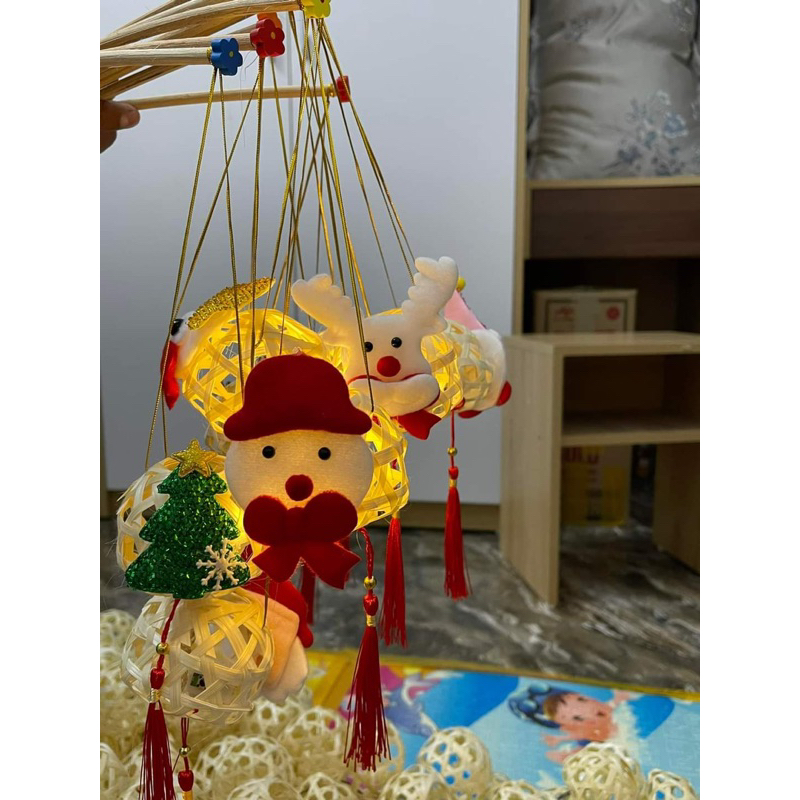 Lồng đèn NOEL Trung thu lò xo thần kỳ có đèn cinnamoroll, kitty, minion, doreaon