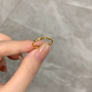 Nhẫn titan trơn mỏng