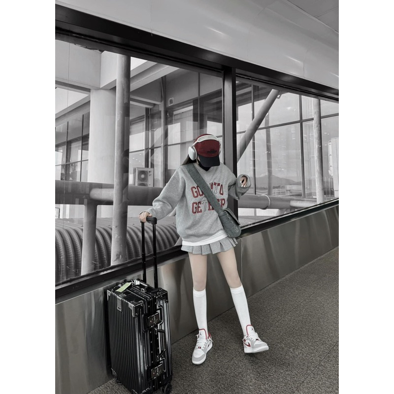 Set đầm áo sweater in hình kèm chân váy xếp ly cực dễ thương cho nữ đi chơi dạo phố đi làm phong cách năng động