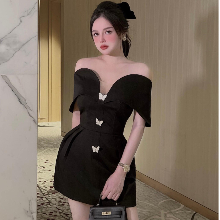 Váy trễ vai đính đá dự tiệc thiết kế L1