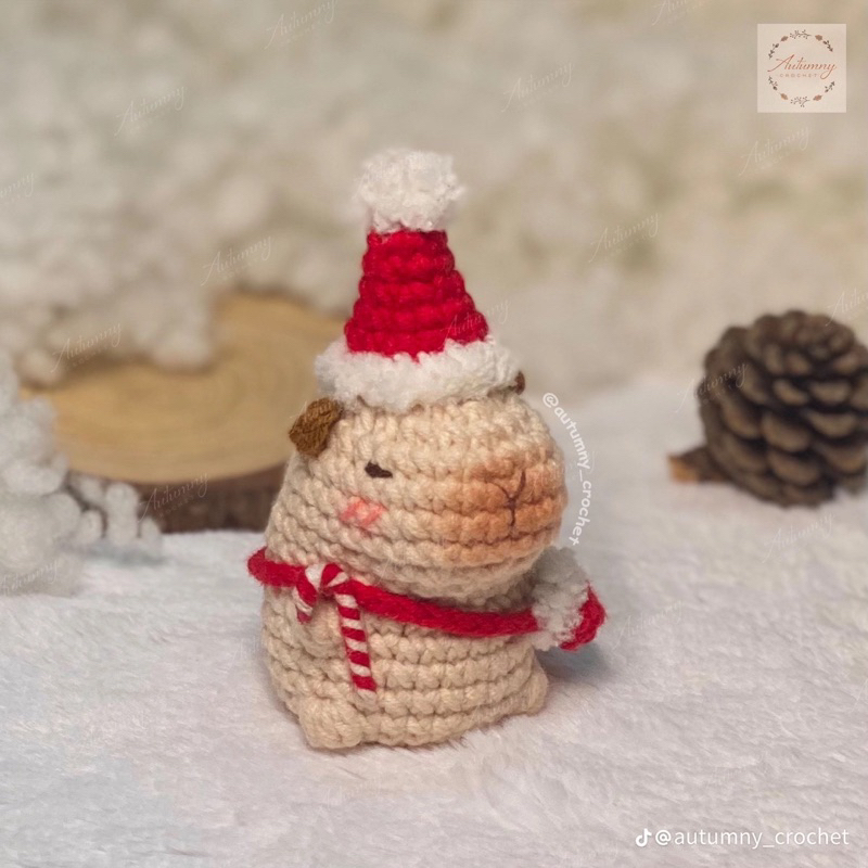 Móc khoá Capybara Noel