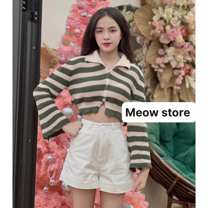 Áo len cổ bẻ tay loe Croptop sọc kẻ ngang xanh lá hot trend
