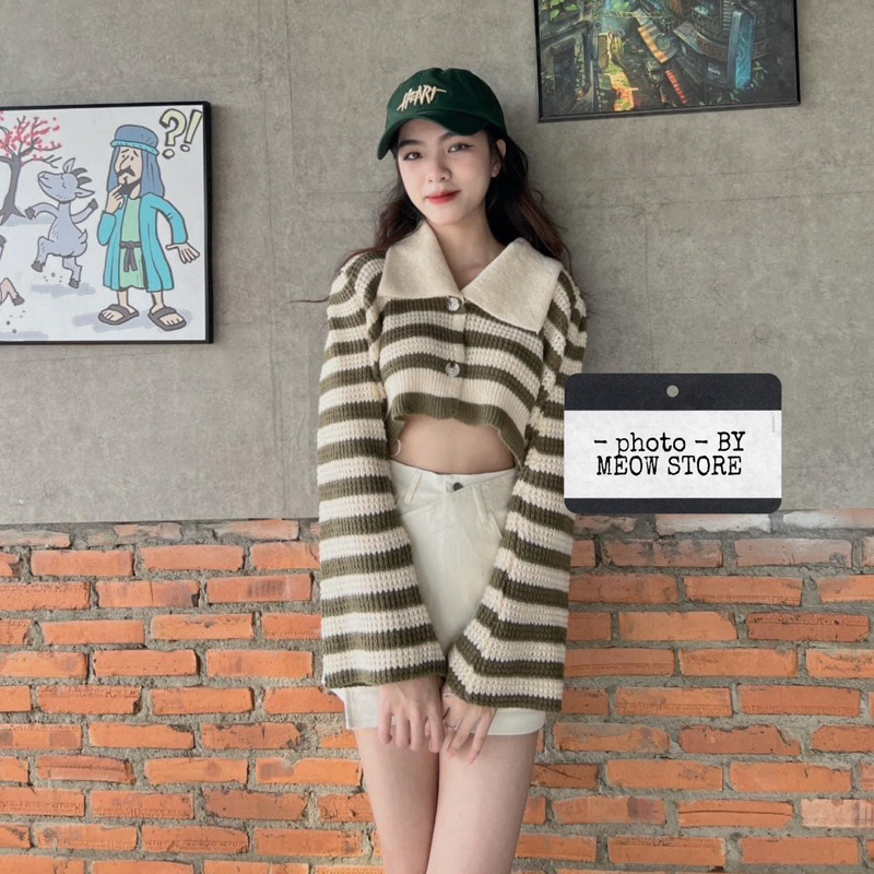 Áo len cổ bẻ tay loe Croptop sọc kẻ ngang xanh lá hot trend