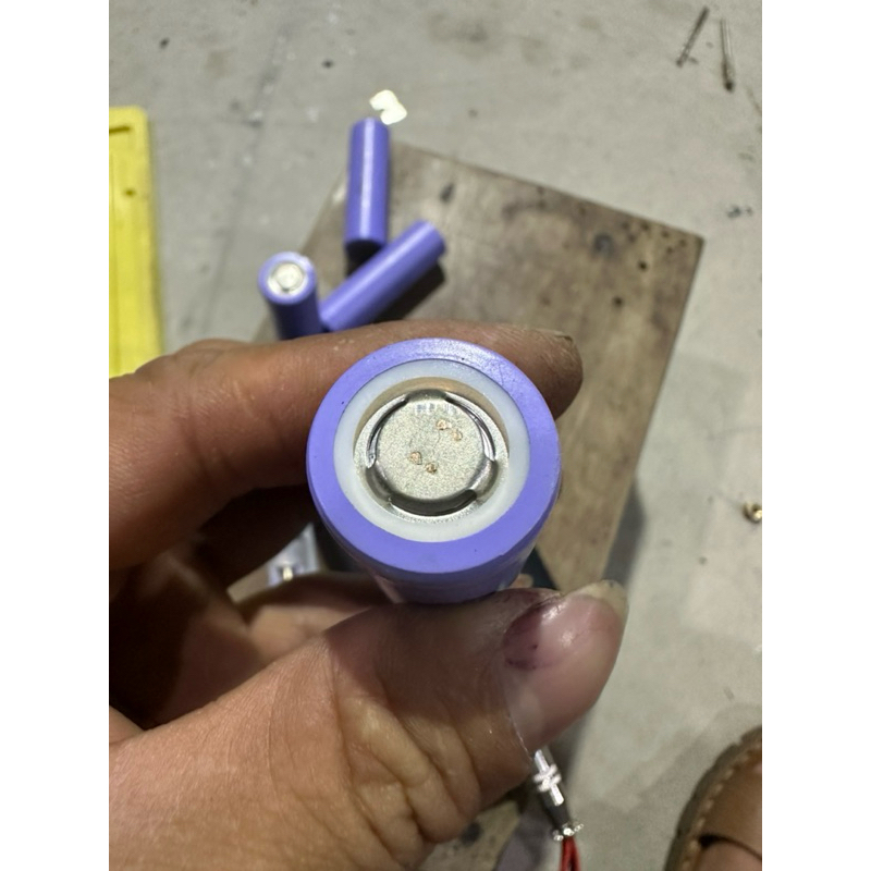 Pin 21700 chính hãng xả cao 4000mah đóng máy công cụ