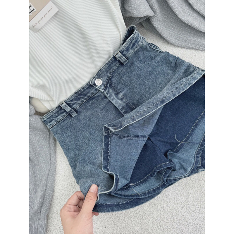 SET 3 MÓN: KHOÁC LEN TAY PHỒNG + ÁO TRẮNG 3 LỖ + CHÂN VÁY JEAN