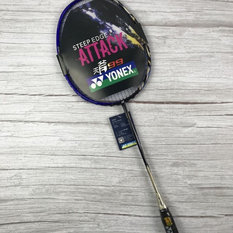 Bộ 1 Vợt Cầu Lông Yonex Khung Carbon Căng Sẵn 8kg  Kèm Bao Đựng Vợt , bảo hành 12 tháng