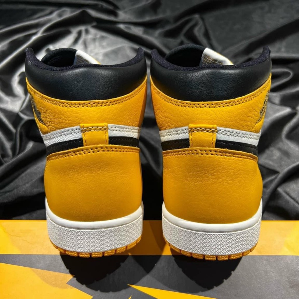 Giày Sneaker Air Jordan 1 Retro High Taxi LikeAuth
