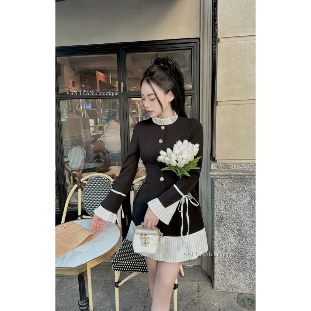 Váy nữ cổ ren chân váy ren đính cúc hàng  ép mùng dày dặn chất đẹp chuẩn form mẫu thiết kế