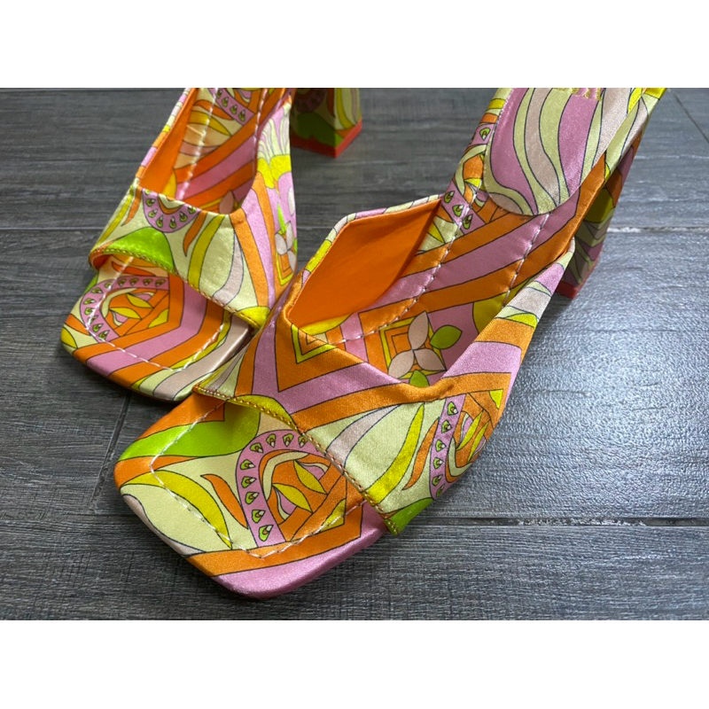 Guốc hoa ZARA lụa satin