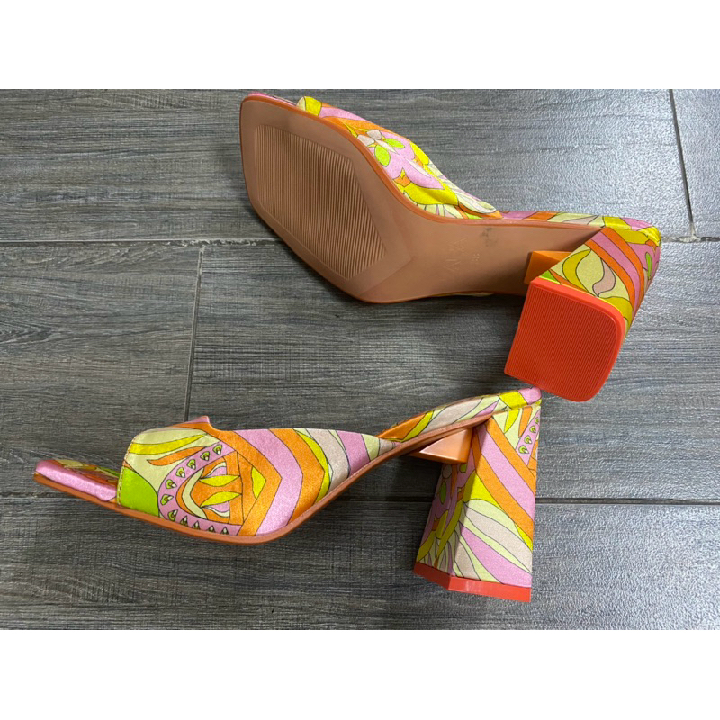 Guốc hoa ZARA lụa satin