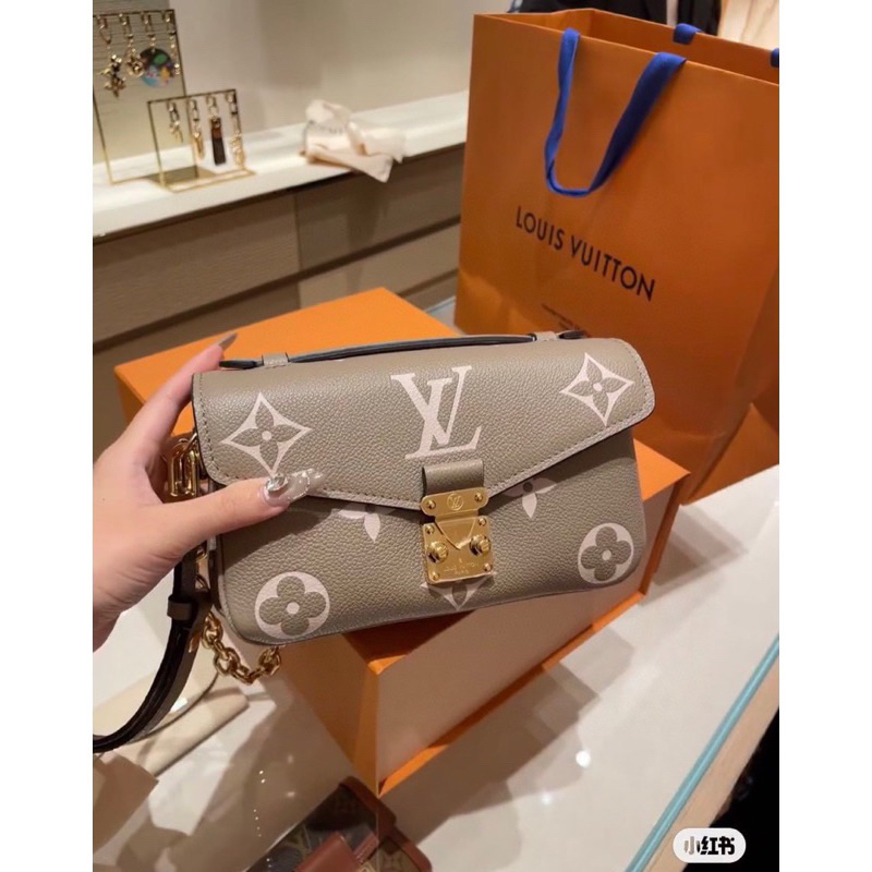 Túi đeo chéo lv hàng super chuẩn loại 1 fullbox sz 21